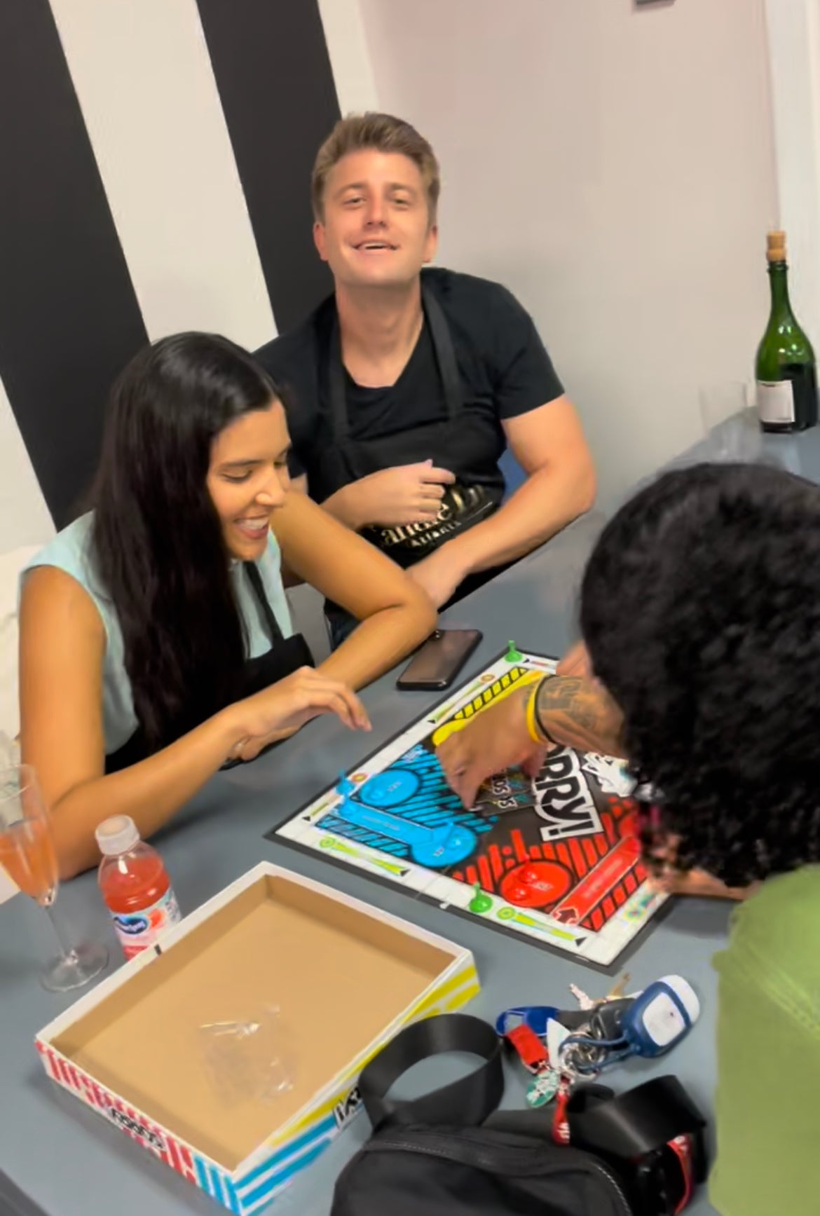 SIP & SCENTFridays, Saturdays & Sundays at 5 PMJoin us for a 90 minute experience filled with music, games, great vibes, and unforgettable fun! This 21+ event is the perfect way to unwind, get creative, and enjoy a night out.